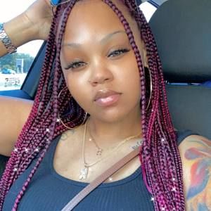 Meet your Posher, Nikki